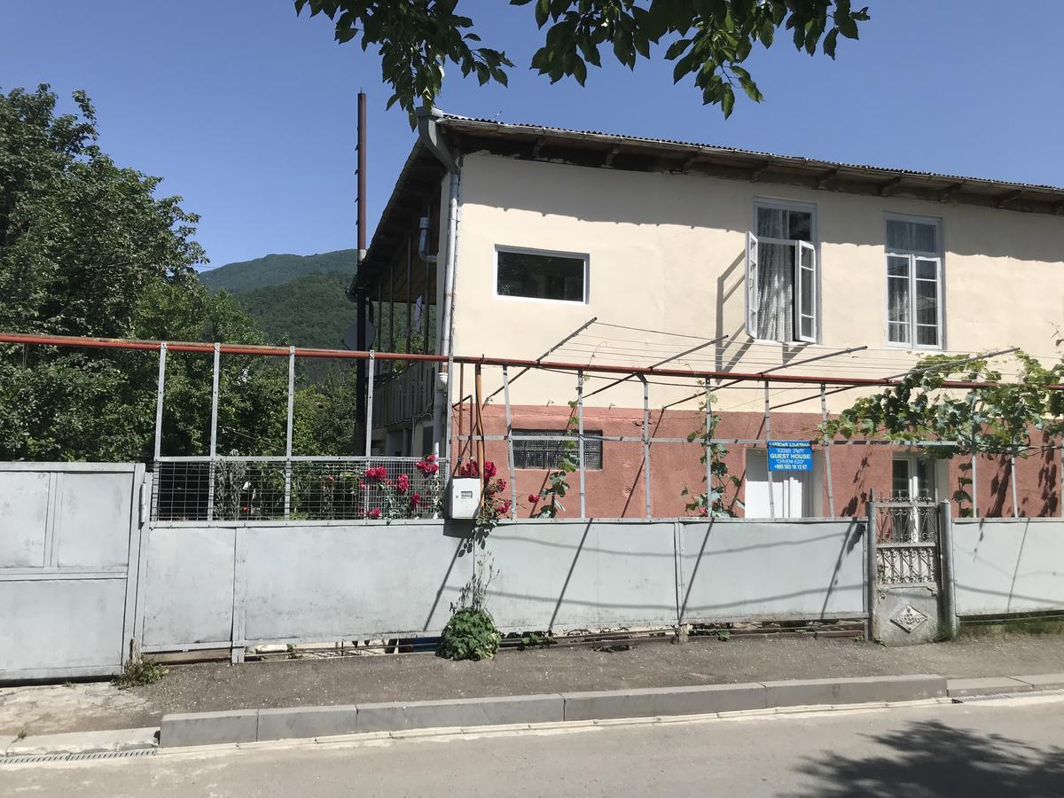 Hotel Chveni Ezo à Ambrolaouri Extérieur photo
